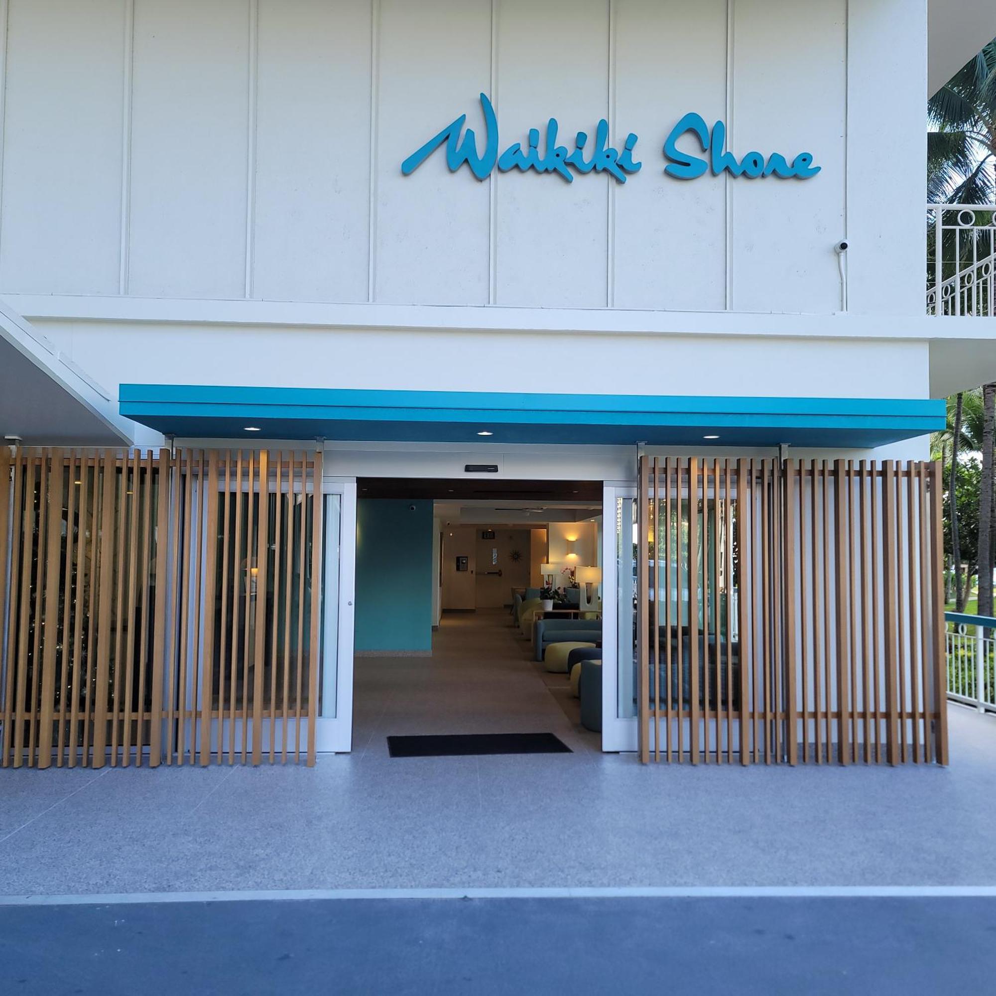 Waikiki Shore Beachfront Honolulu Exterior photo